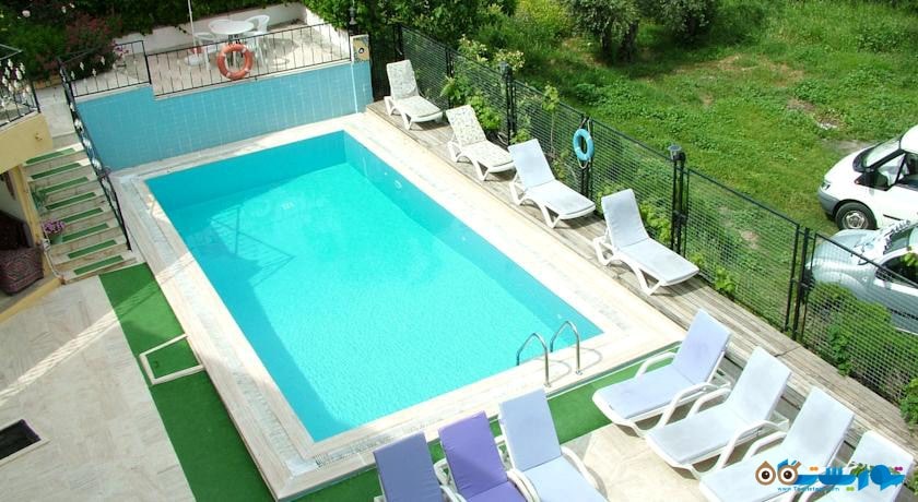 استخر روباز هتل آپارتمان گل تپه